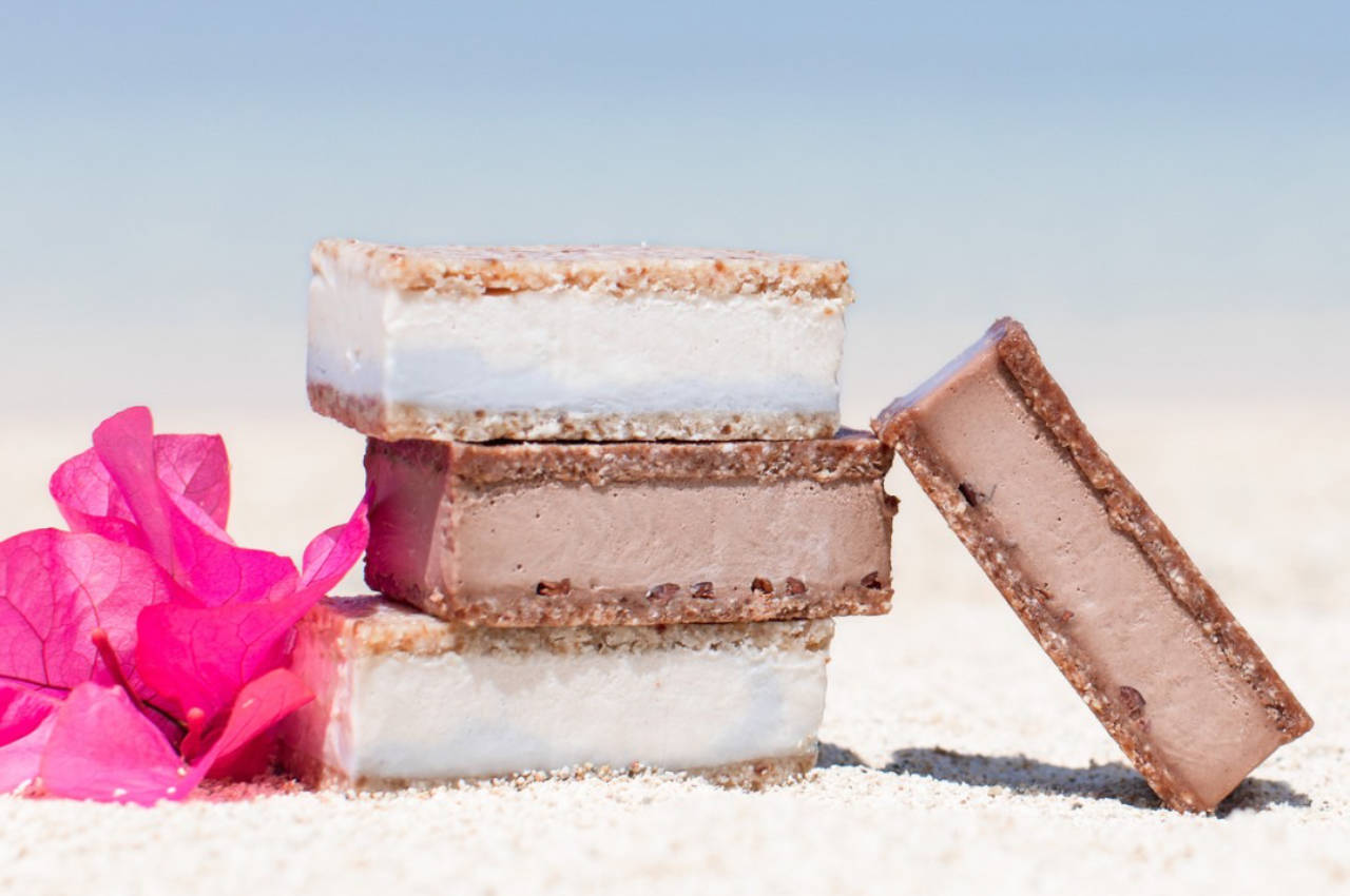 Raw Icecream Sandwich